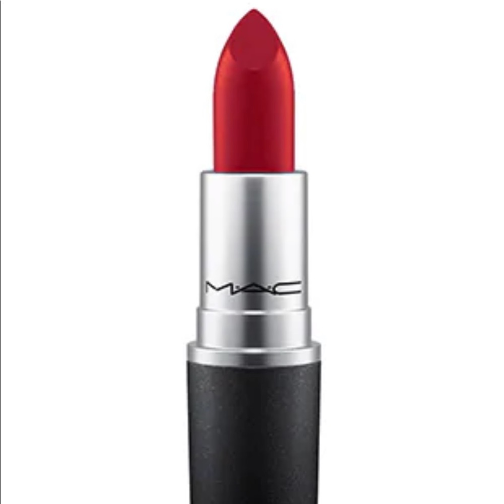 MAC RUBY WOO LIPSTICK NEW